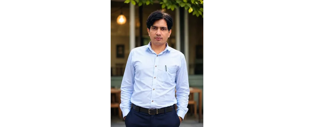 Dr. Izharul Hasan